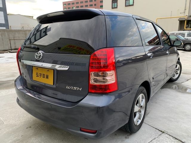 TOYOTA豐田 WISH  第2張相片