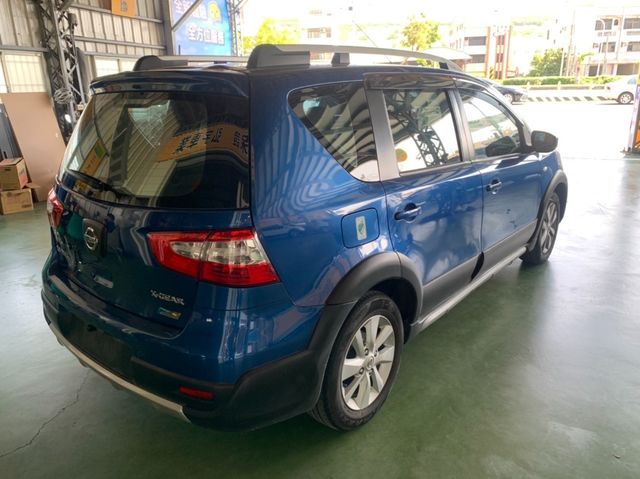 NISSAN日產 LIVINA  第2張相片