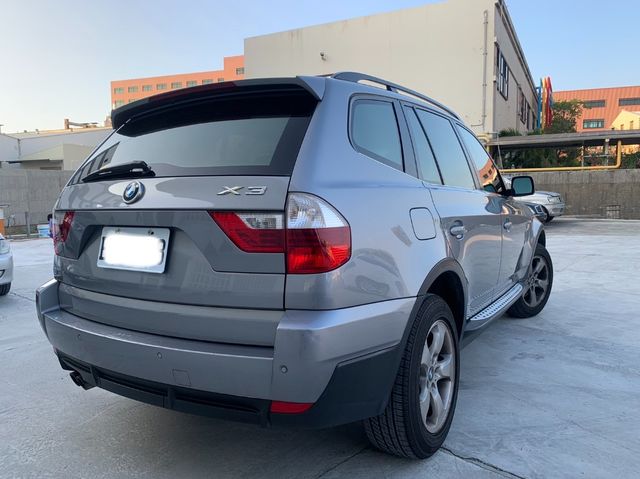 BMW寶馬 X3  第2張相片