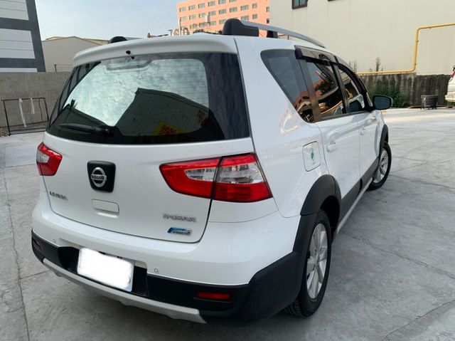 NISSAN日產 LIVINA  第2張相片