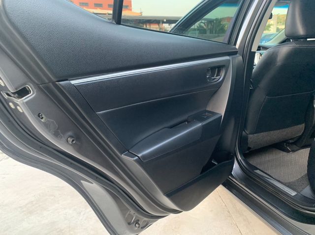 TOYOTA豐田 ALTIS  第10張相片