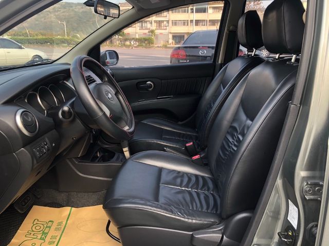 NISSAN日產 LIVINA  第5張相片