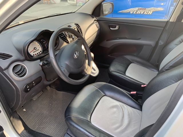 HYUNDAI現代 I10  第3張相片