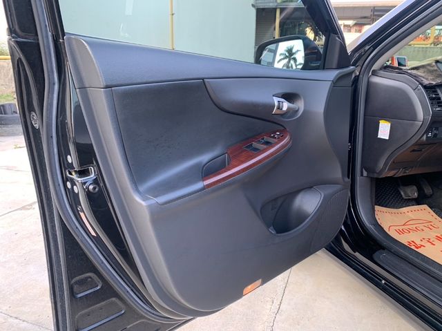 TOYOTA豐田 ALTIS  第7張相片