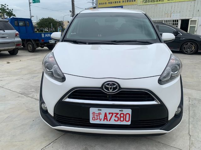 TOYOTA豐田 SIENTA  第2張相片