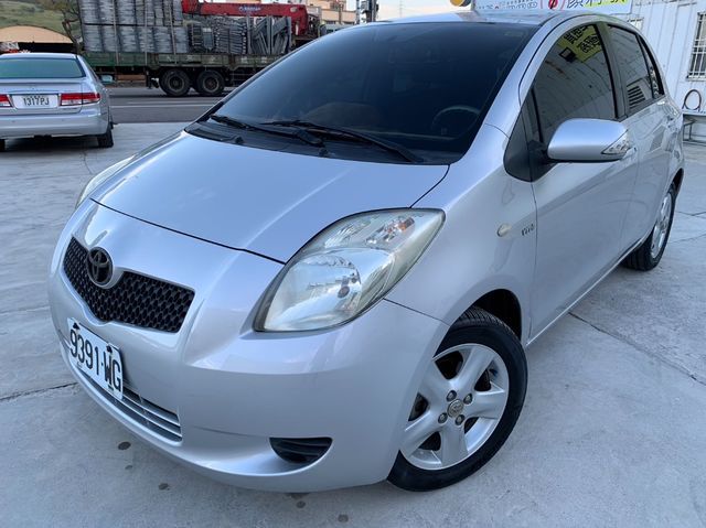 TOYOTA豐田 YARIS  第1張相片