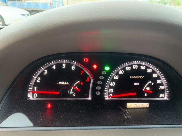 TOYOTA豐田 CAMRY  第6張相片