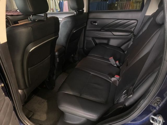 MITSUBISHI三菱 OUTLANDER  第5張相片