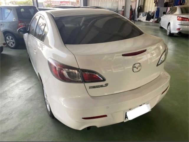 MAZDA馬自達 MAZDA 3  第5張相片