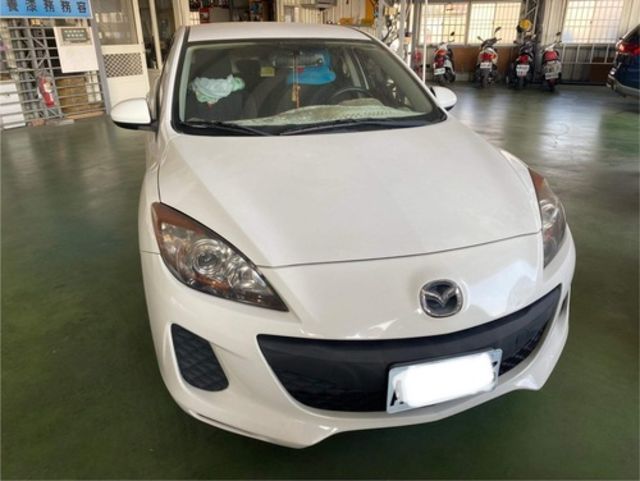 MAZDA馬自達 MAZDA 3  第6張相片