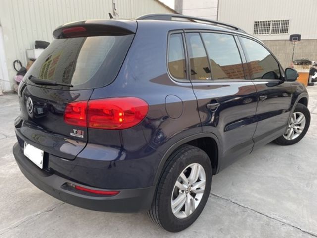 VOLKSWAGEN福斯 TIGUAN  第2張相片