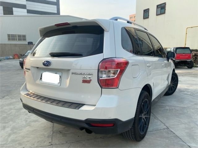 SUBARU速霸陸 FORESTER  第4張相片