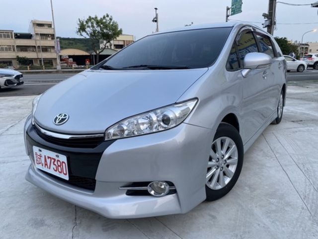 TOYOTA豐田 WISH  第1張相片