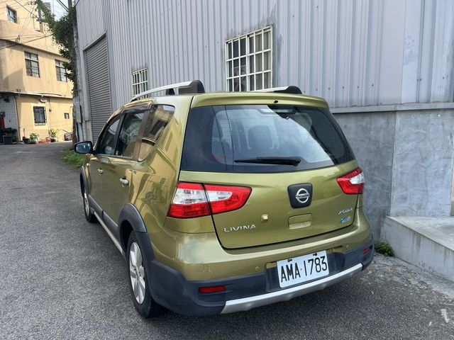 NISSAN日產 LIVINA  第2張相片