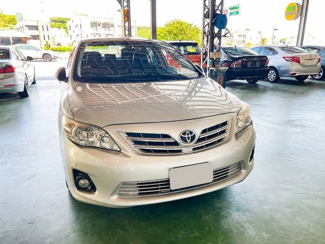 TOYOTA豐田 ALTIS  第1張相片