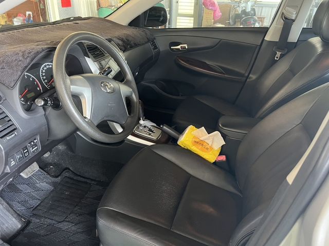 TOYOTA豐田 ALTIS  第3張相片