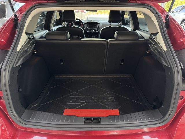 FORD福特 FOCUS  第13張相片