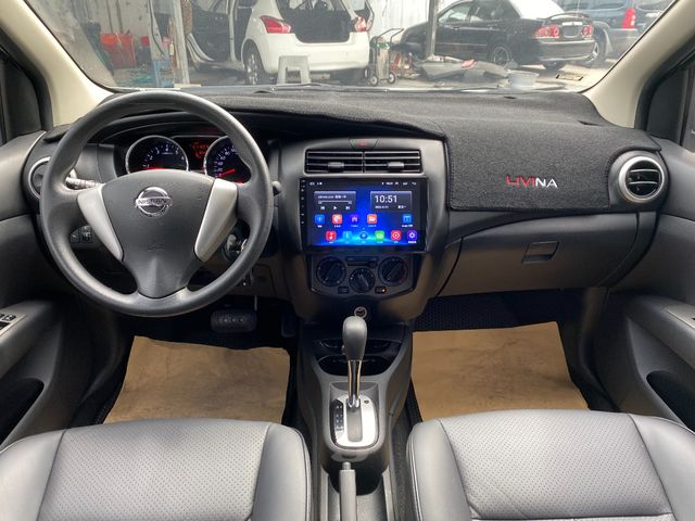 NISSAN日產 LIVINA  第4張相片
