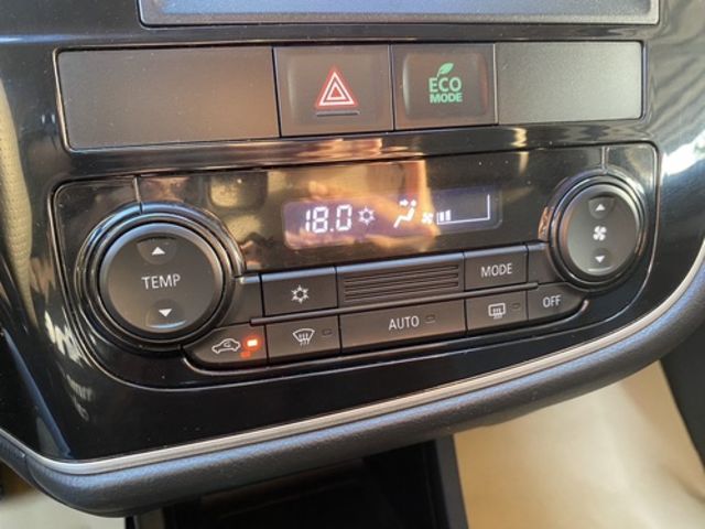 MITSUBISHI三菱 OUTLANDER  第8張相片