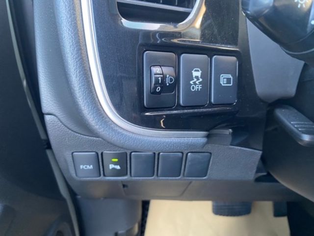 MITSUBISHI三菱 OUTLANDER  第9張相片