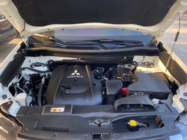 MITSUBISHI三菱 OUTLANDER  第11張相片