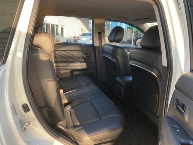 MITSUBISHI三菱 OUTLANDER  第15張相片