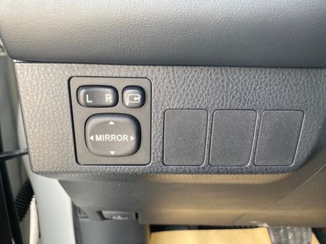 TOYOTA豐田 RAV4  第10張相片
