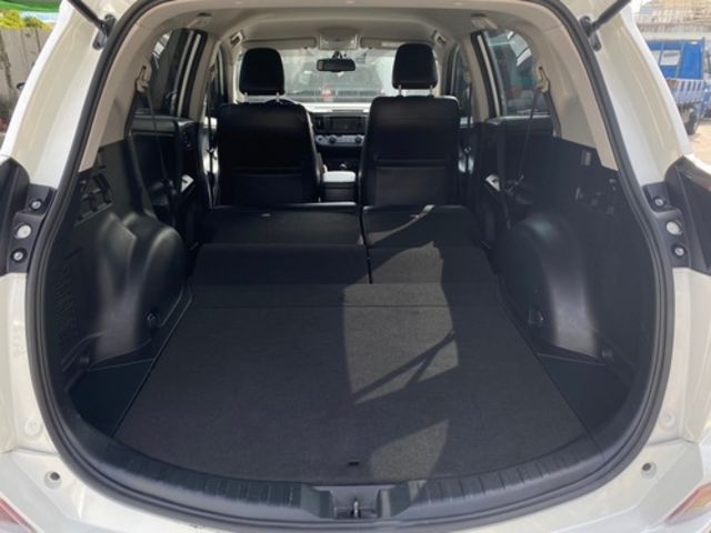 TOYOTA豐田 RAV4  第16張相片