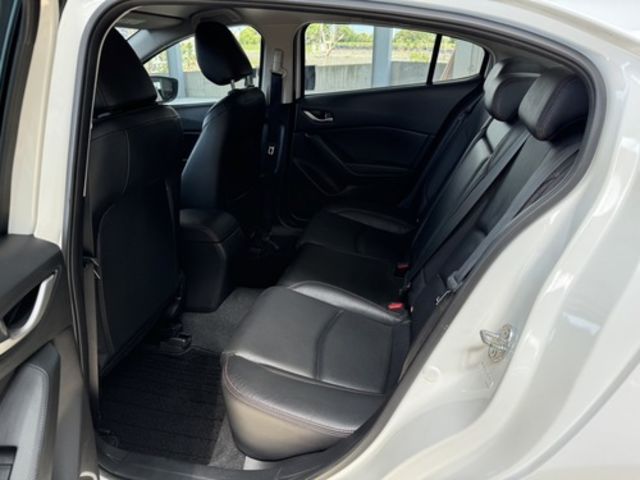 MAZDA馬自達 MAZDA 3  第3張相片