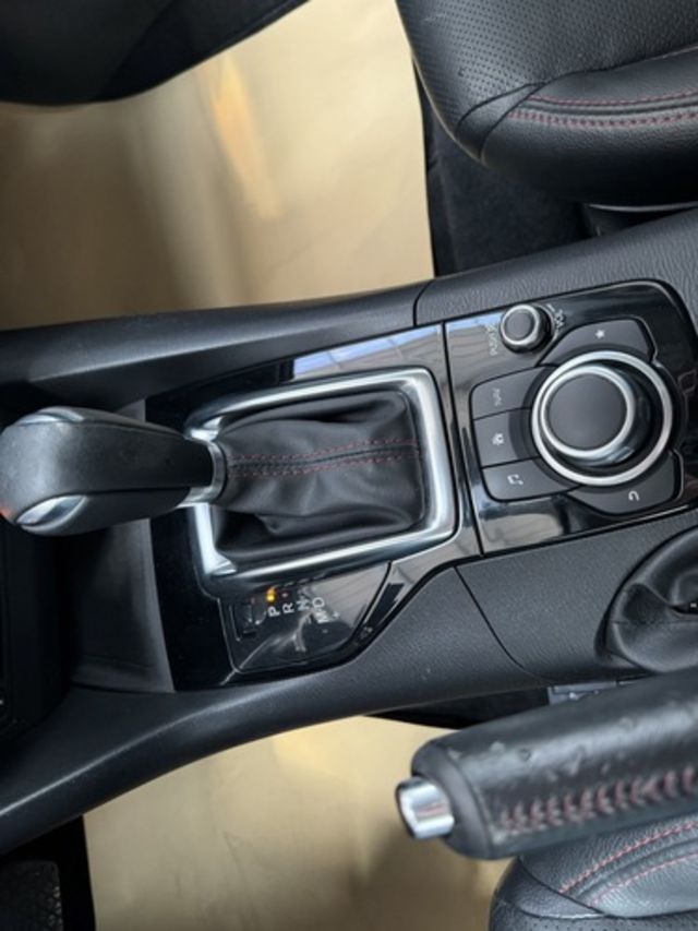 MAZDA馬自達 MAZDA 3  第9張相片