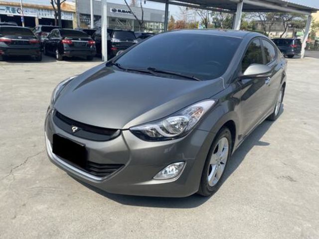 HYUNDAI現代 ELANTRA  第1張相片