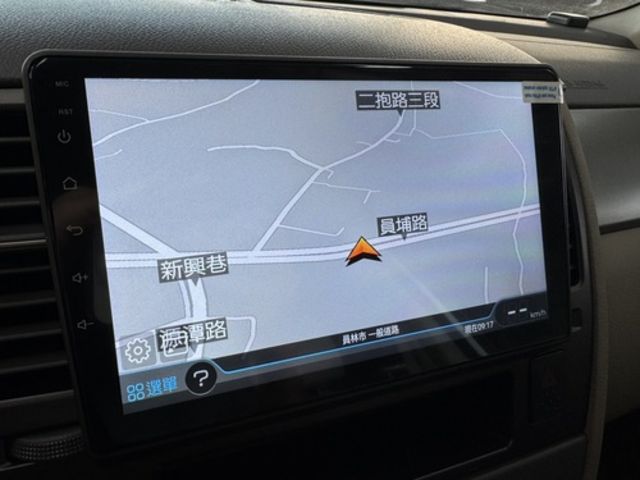 NISSAN日產 TIIDA  第7張相片
