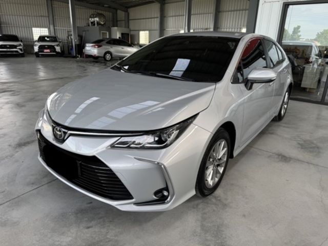 TOYOTA豐田 ALTIS  第1張相片
