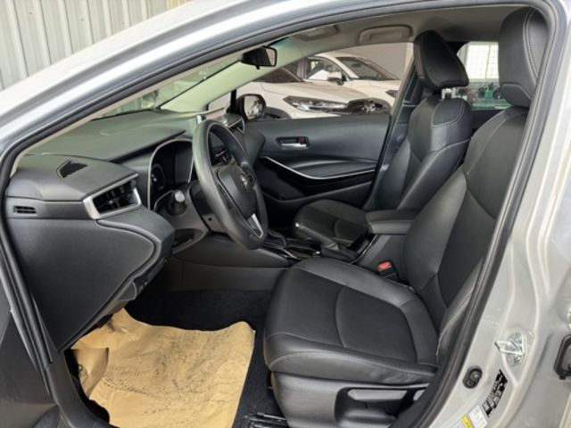 TOYOTA豐田 ALTIS  第2張相片