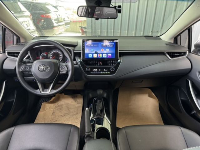 TOYOTA豐田 ALTIS  第4張相片