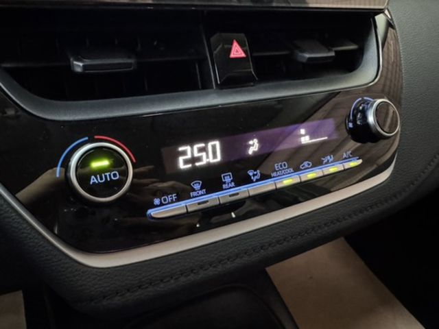 TOYOTA豐田 ALTIS  第9張相片