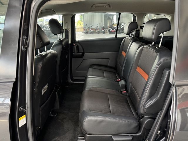 FORD福特 I-MAX  第3張相片