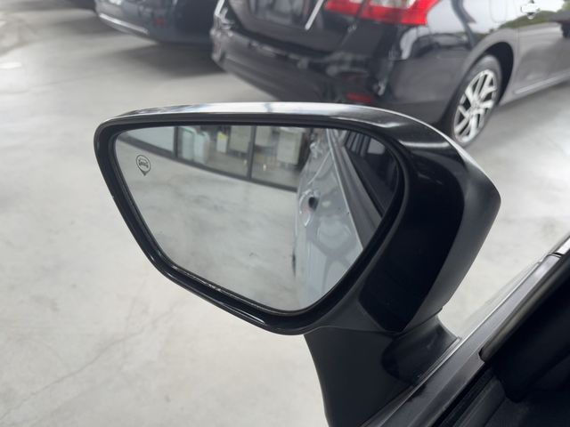 MITSUBISHI三菱 COLT PLUS  第37張相片
