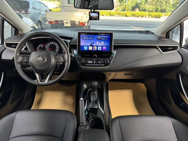 TOYOTA豐田 ALTIS  第7張相片
