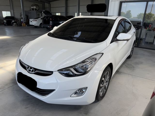 HYUNDAI現代 ELANTRA  第1張相片