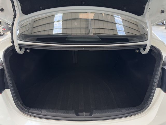 HYUNDAI現代 ELANTRA  第16張相片