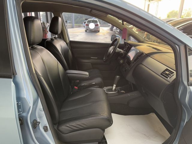 NISSAN日產 TIIDA  第16張相片