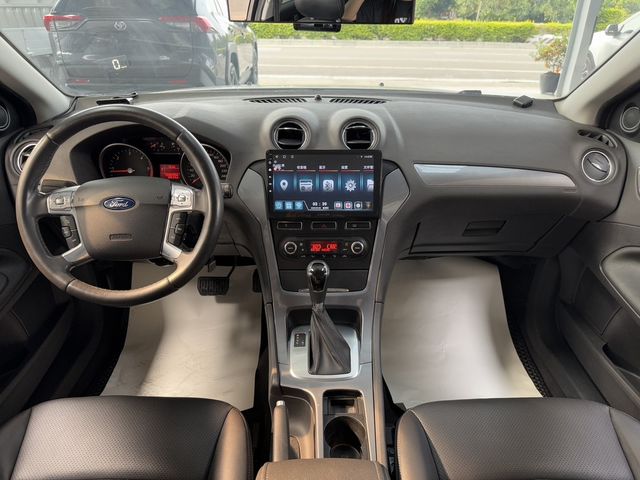 FORD福特 MONDEO  第4張相片