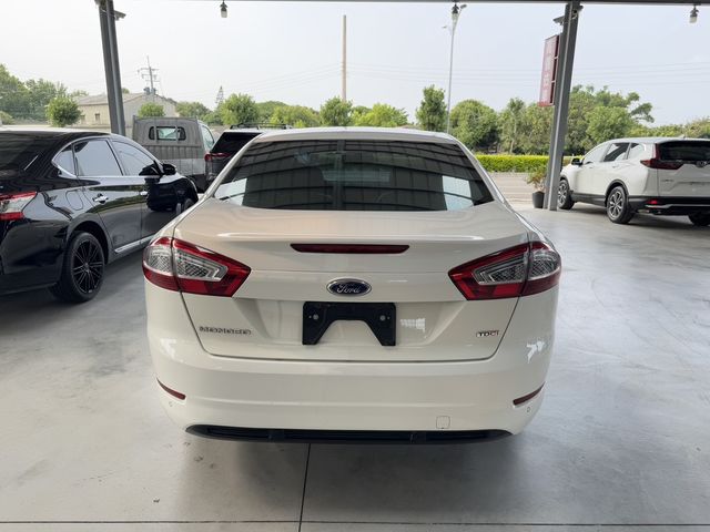 FORD福特 MONDEO  第14張相片
