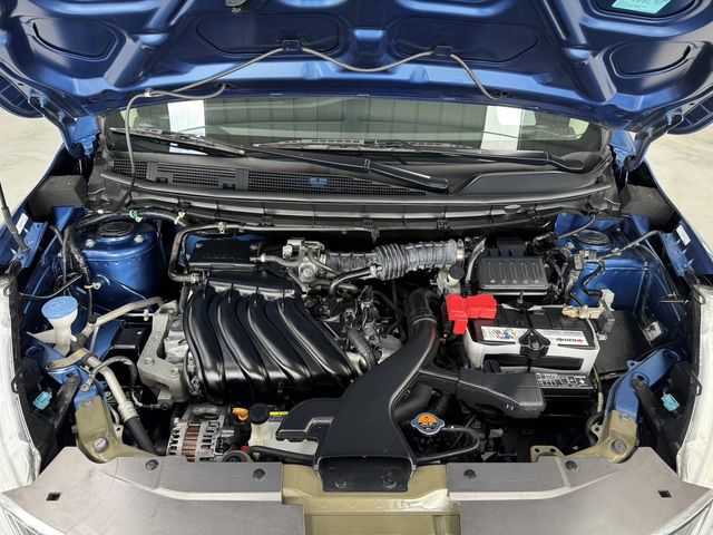 NISSAN日產 LIVINA  第14張相片