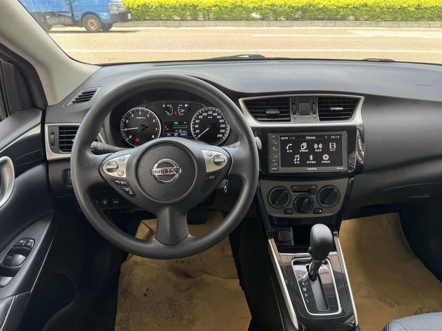 NISSAN日產 SENTRA  第5張相片