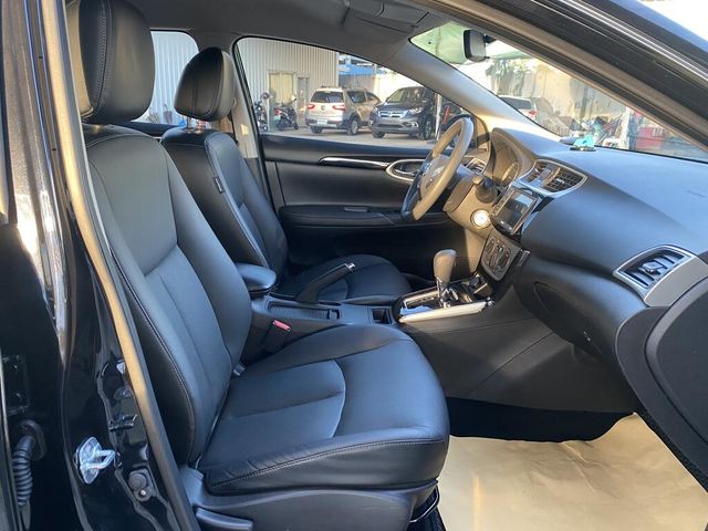 NISSAN日產 SENTRA  第18張相片