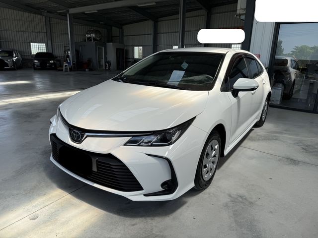 TOYOTA豐田 ALTIS  第1張相片