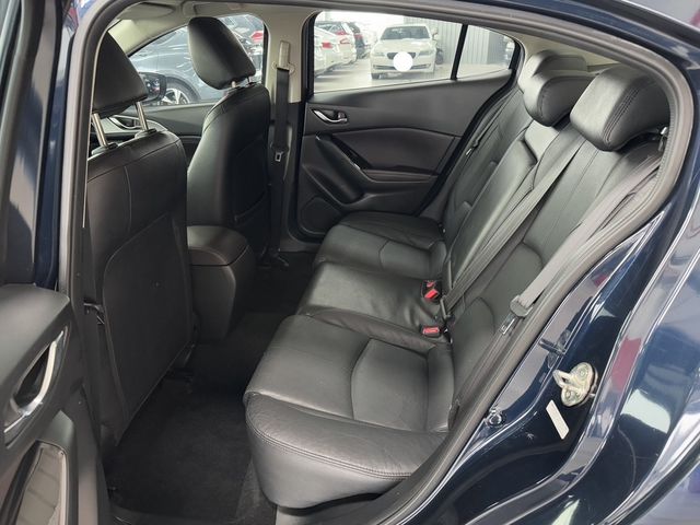 MAZDA馬自達 MAZDA 3  第3張相片