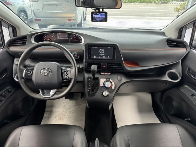 TOYOTA豐田 SIENTA  第4張相片